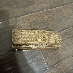 NWOT Isaac Mizhari clutch brown bag